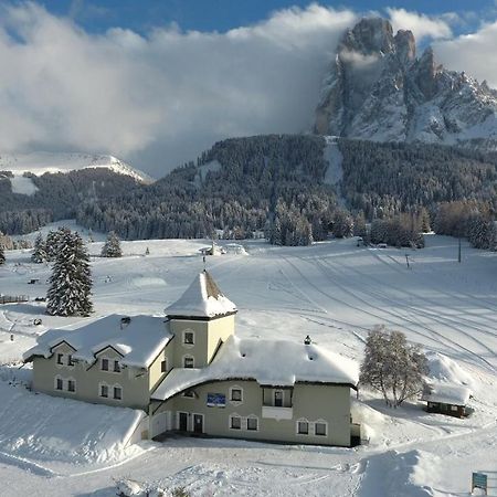 Villa Pana Santa Cristina Val Gardena Kültér fotó